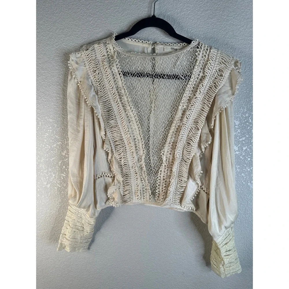 Mable Women's Cream Lace Crochet Ruffle Long Sleeve Top Size Small